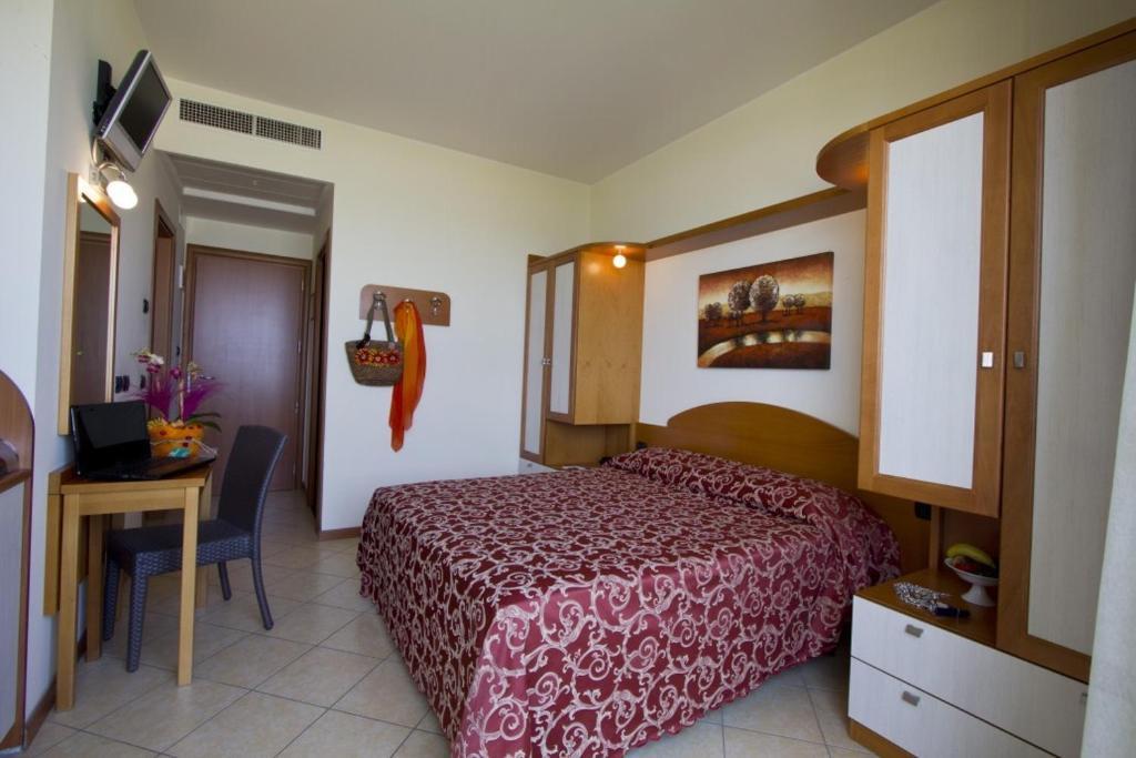 Hotel Palm Beach B&B Sea View Ріміні Номер фото