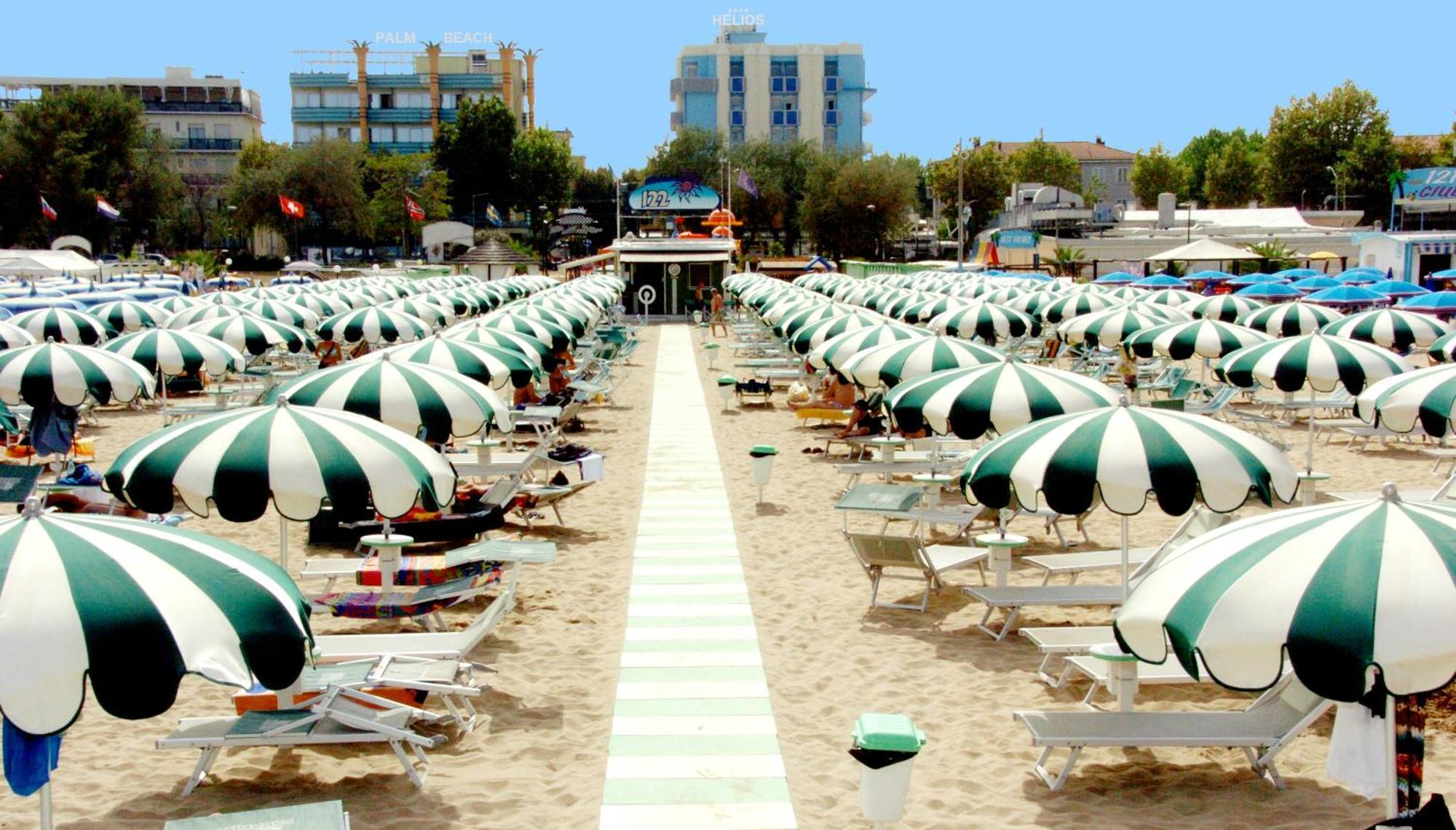 Hotel Palm Beach B&B Sea View Ріміні Екстер'єр фото